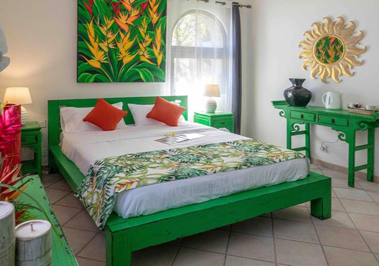Hacienda Plaza Hotel Pereybere Beach Exterior foto
